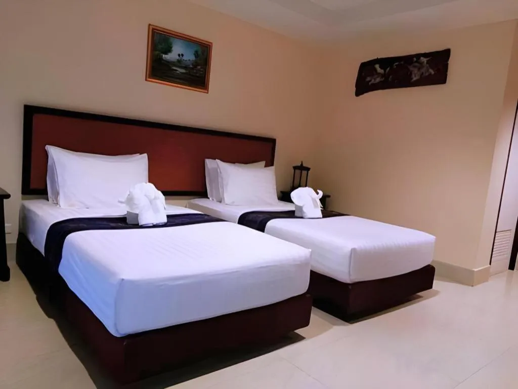 Bed in Rayong Lanna Hotel