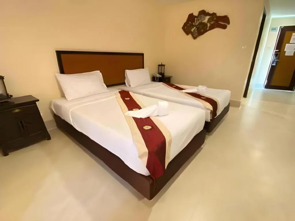 Bed in Rayong Lanna Hotel