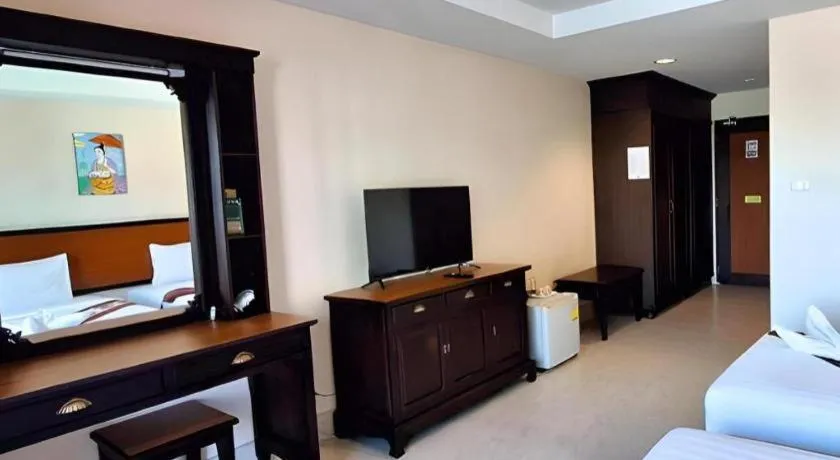 Bed in Rayong Lanna Hotel