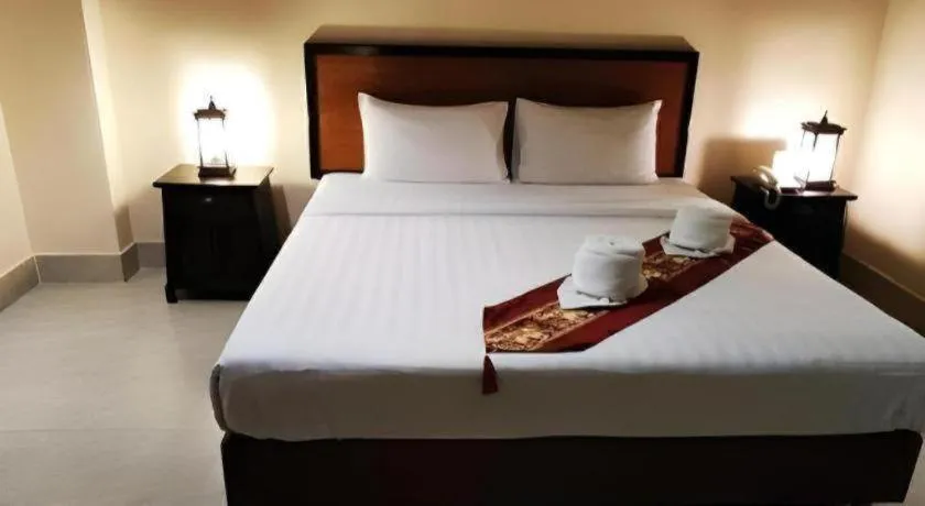 Bed in Rayong Lanna Hotel
