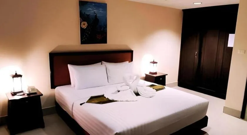 Bed in Rayong Lanna Hotel