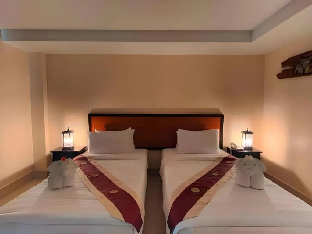 Bed in Rayong Lanna Hotel