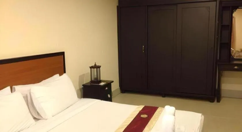 Bed in Rayong Lanna Hotel