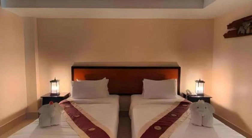 Bed in Rayong Lanna Hotel