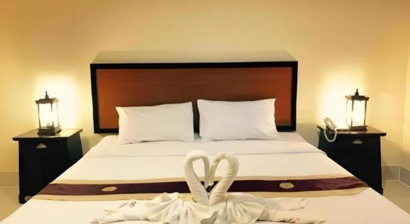 Bed in Rayong Lanna Hotel