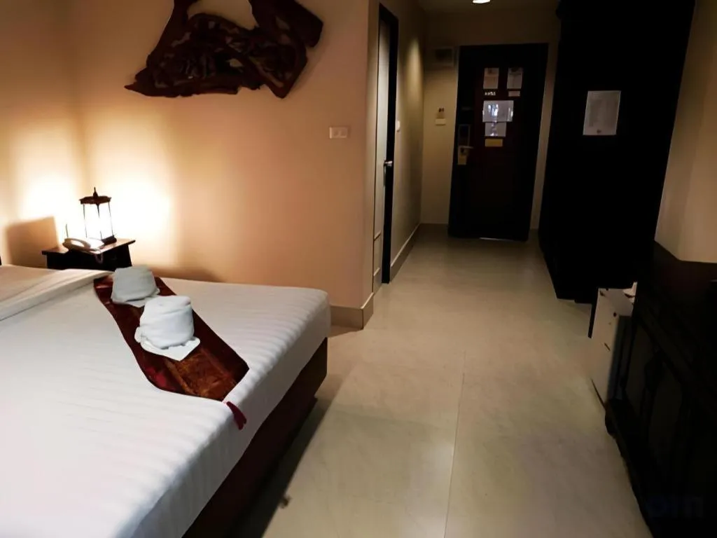 Bed in Rayong Lanna Hotel