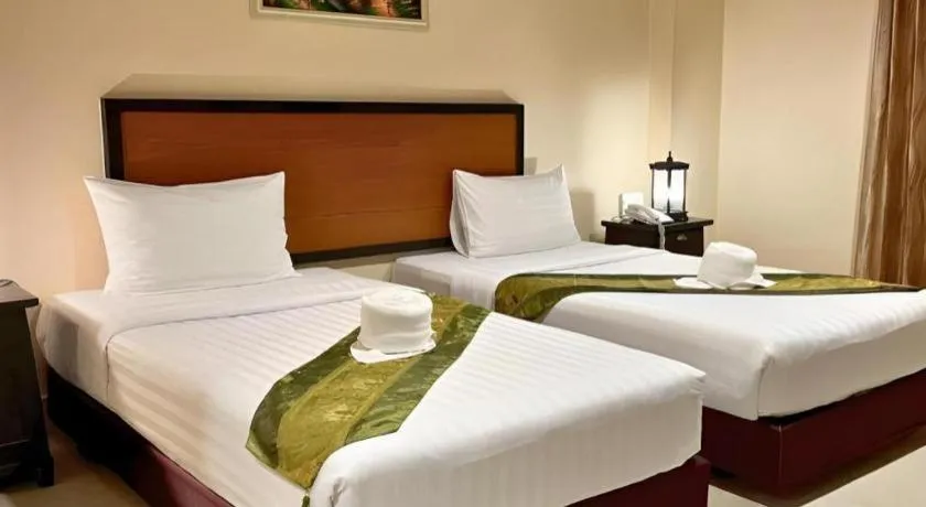 Bed in Rayong Lanna Hotel