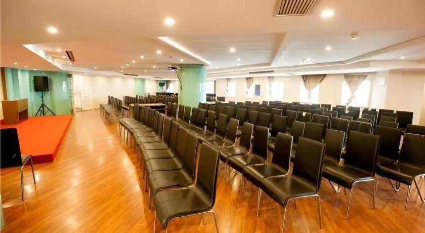 City Comfort Inn Wuhan Badajia Heping Park Metro Station