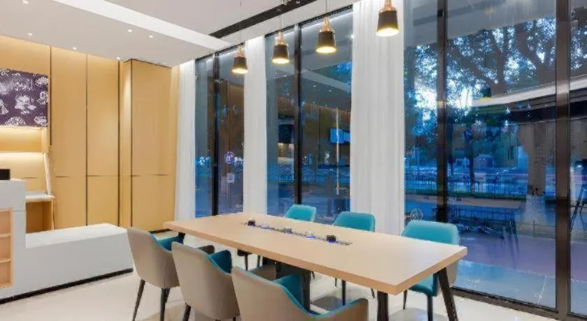 City Comfort Inn Wuhan Badajia Heping Park Metro Station