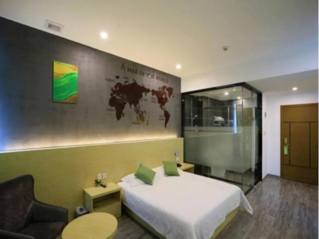 Bed in Yi Mi Hotel Shenzhen Longgang Pinghu South China City