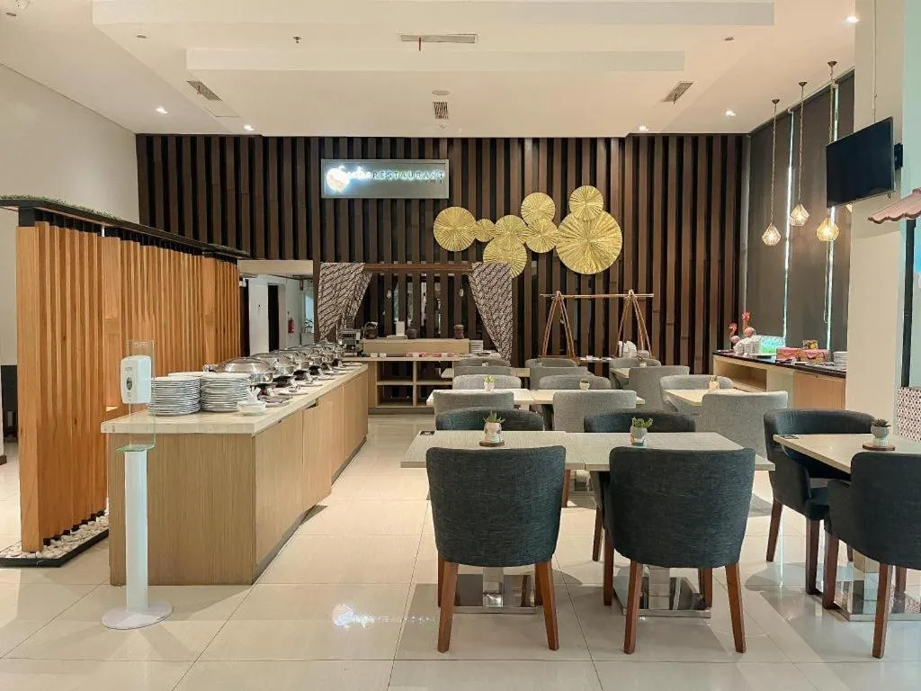 Horison Nindya Semarang