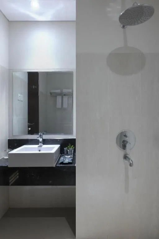 Horison Nindya Semarang