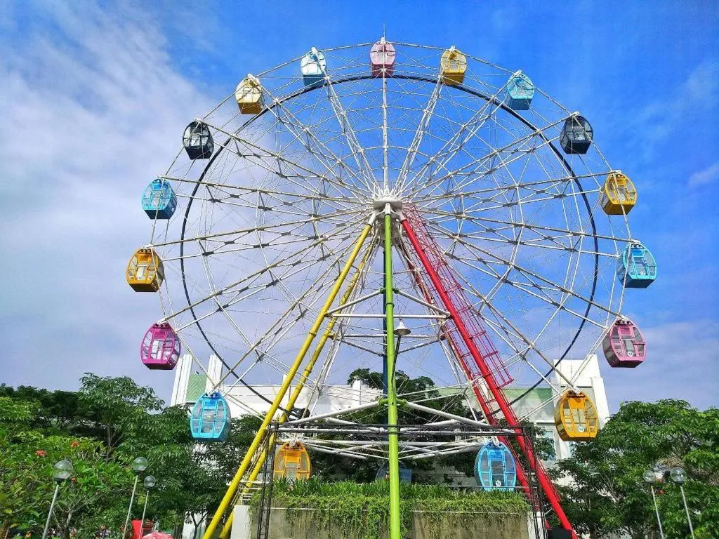 Horison Nindya Semarang