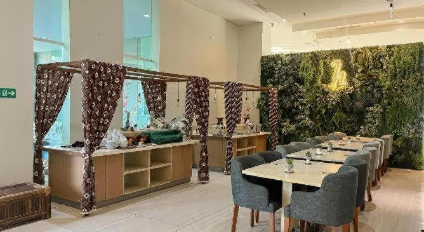 Horison Nindya Semarang