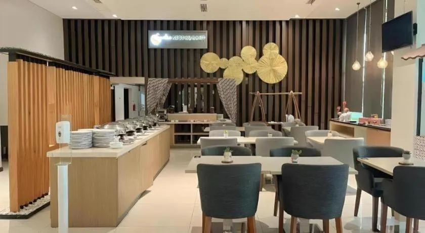 Horison Nindya Semarang