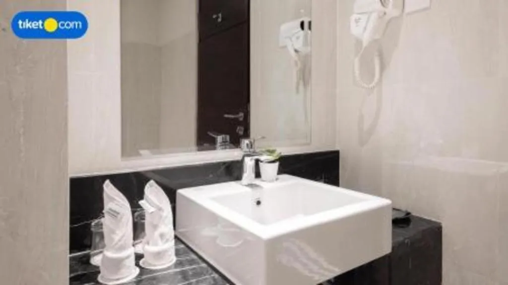 Horison Nindya Semarang