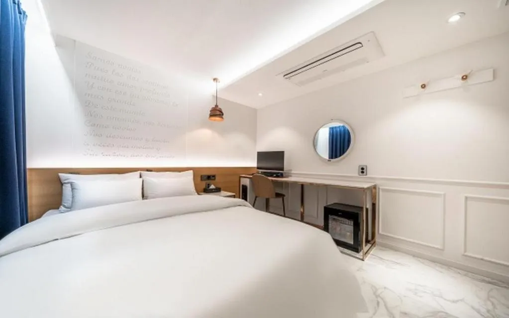 Bed in Jongro HOTEL LABOUM
