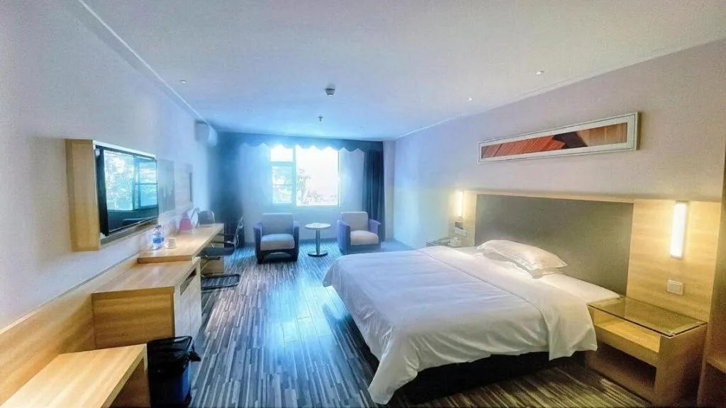 Bed in City Comfort Inn Baiyun Avenue North Metro Station Baiyunbao