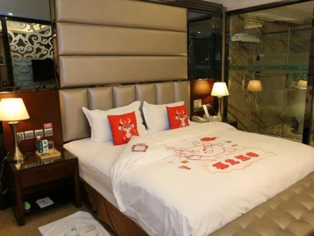 Bed in Liwan International Hotel Chengdu