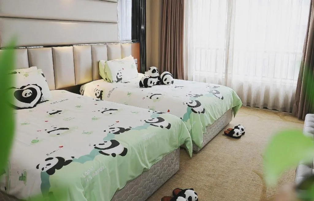 Bed in Liwan International Hotel Chengdu
