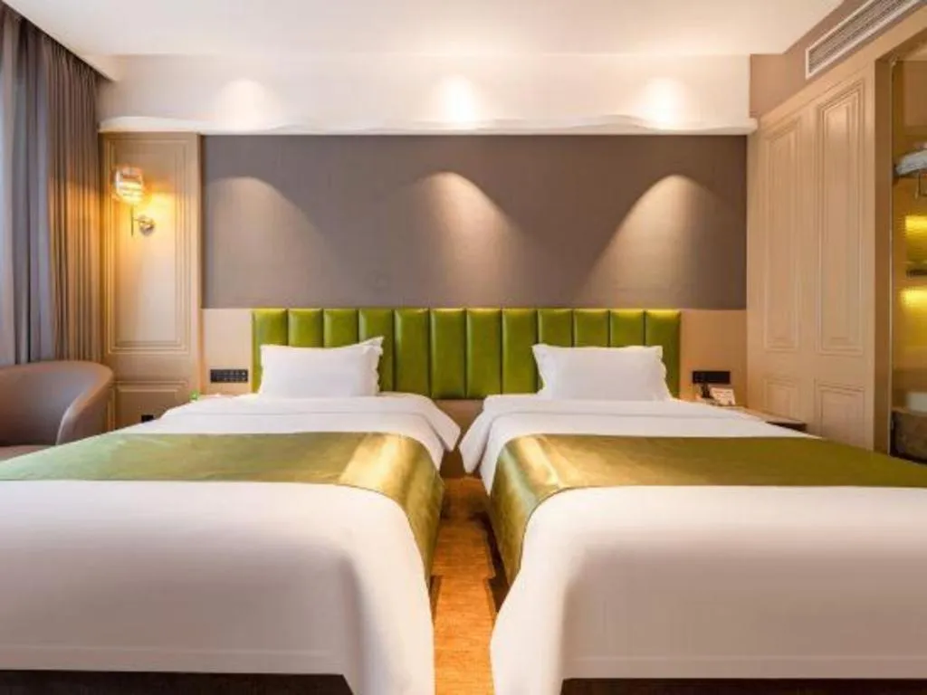 Bed in Liwan International Hotel Chengdu