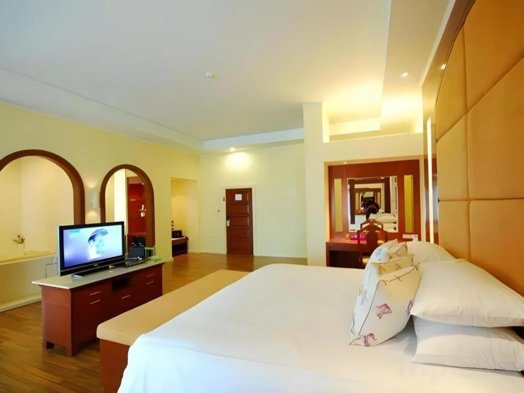 Bed in Hip Hotel Bangkok