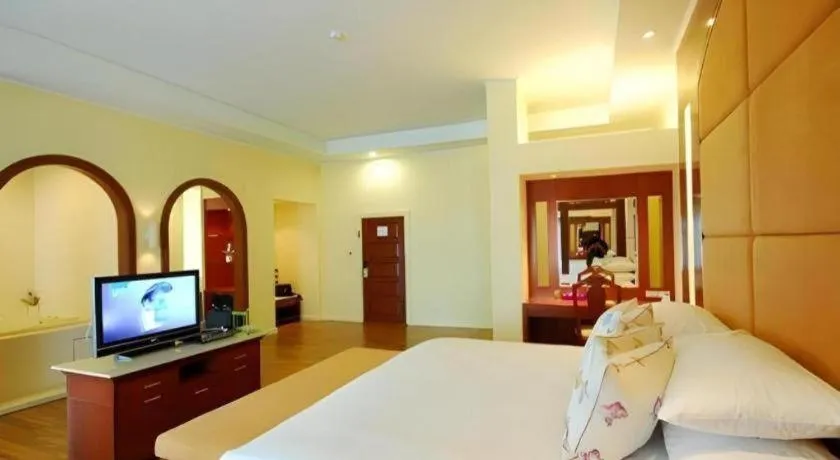 Bed in Hip Hotel Bangkok