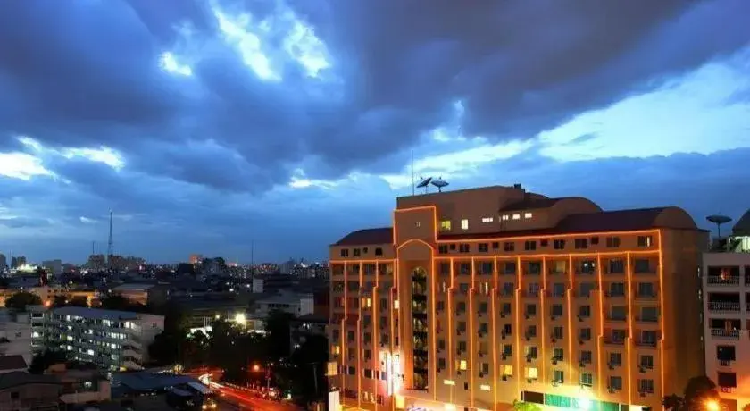 Hip Hotel Bangkok Hip Hotel Bangkok