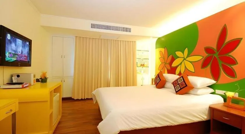 Bed in Hip Hotel Bangkok