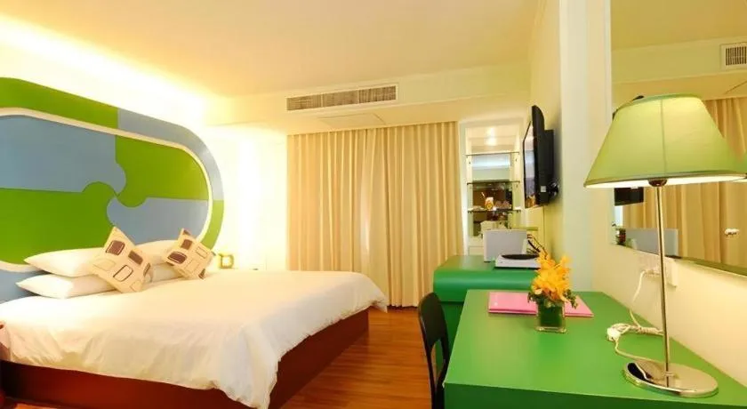 Bed in Hip Hotel Bangkok