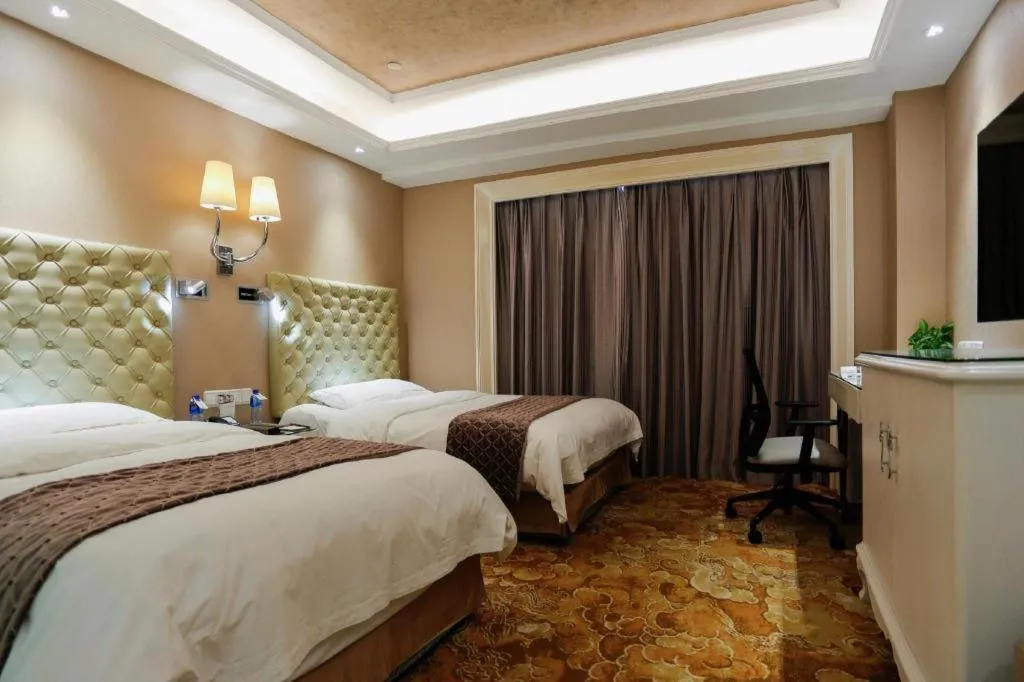 Bed in Yantai Bihai Hotel