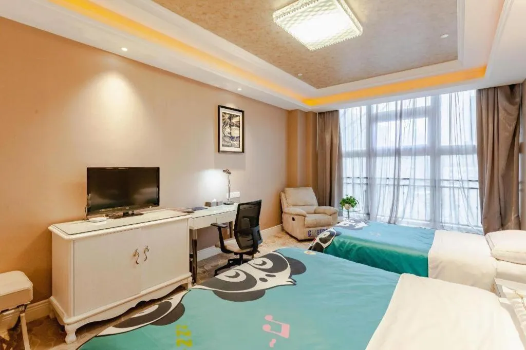 Bed in Yantai Bihai Hotel