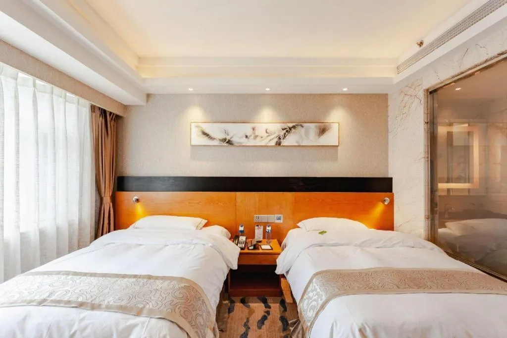 Bed in Yantai Bihai Hotel