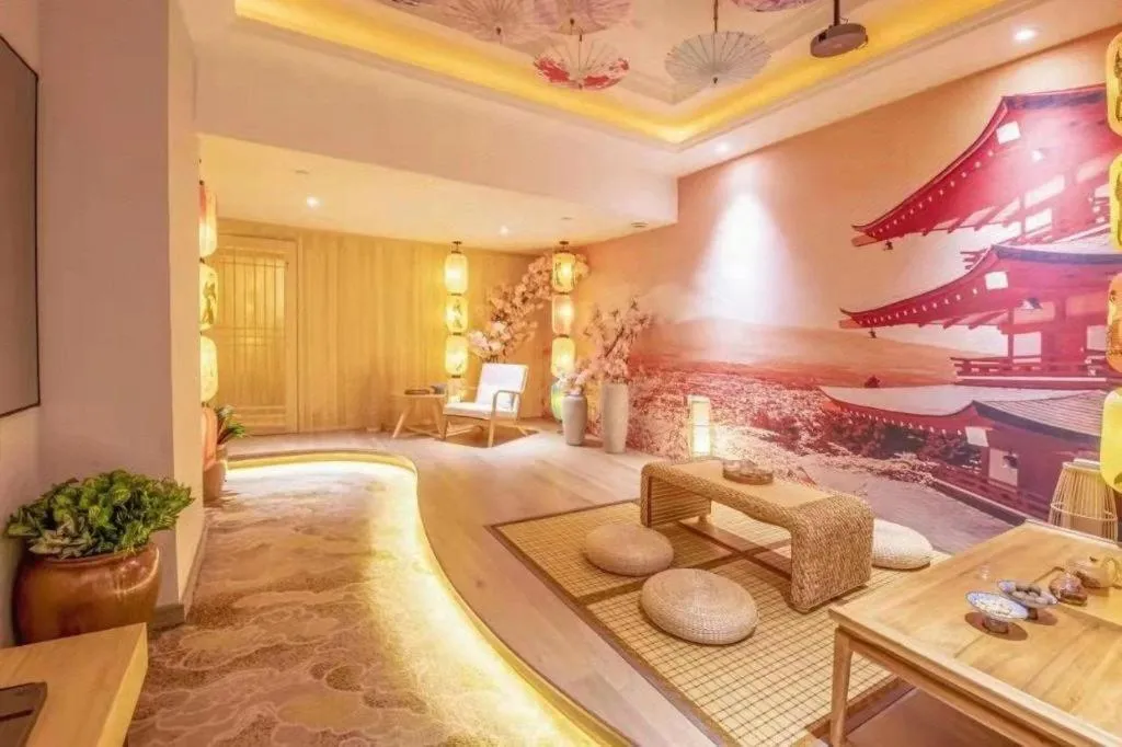 Bed in Yantai Bihai Hotel