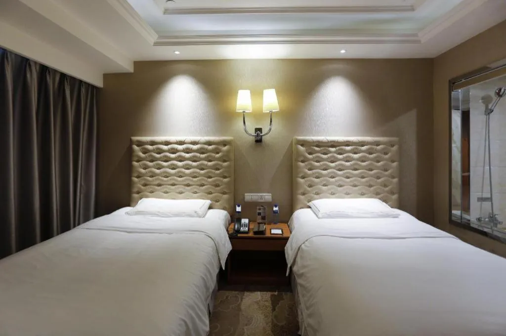 Bed in Yantai Bihai Hotel