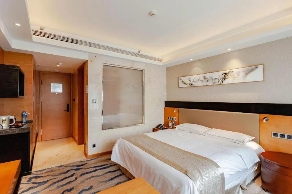 Bed in Yantai Bihai Hotel