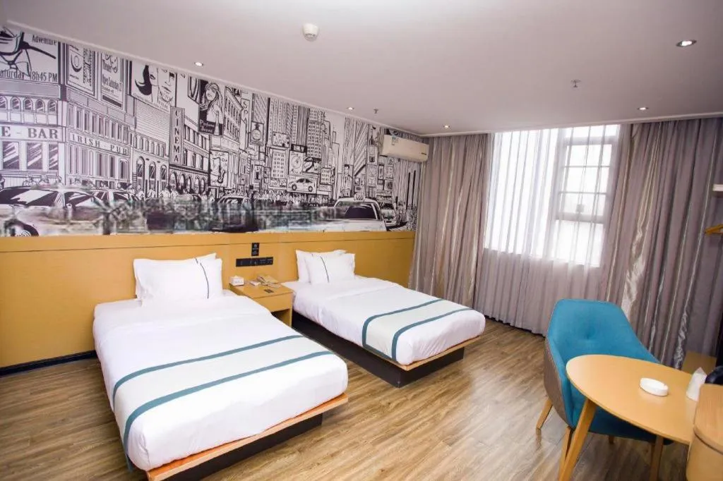 Bed in City Comfort Inn Guigang Tangren Street