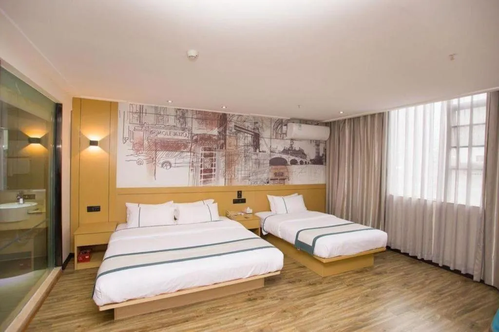 Bed in City Comfort Inn Guigang Tangren Street