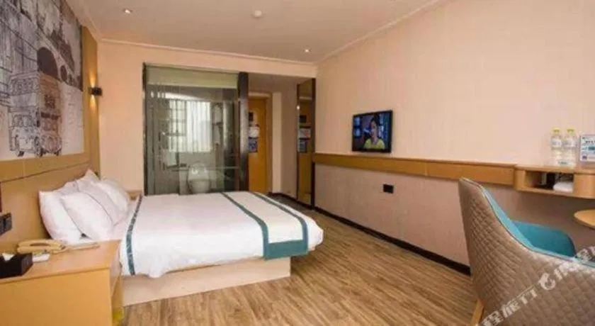 Bed in City Comfort Inn Guigang Tangren Street