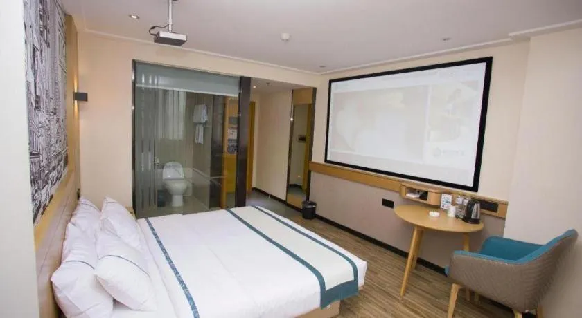 Bed in City Comfort Inn Guigang Tangren Street