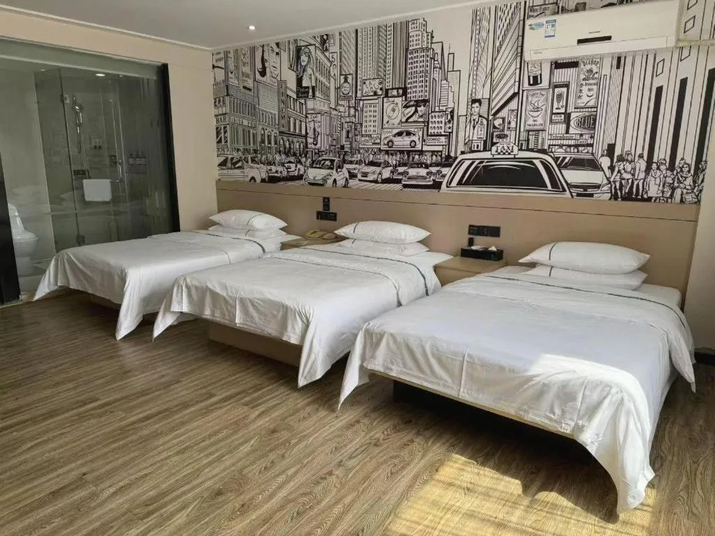 Bed in City Comfort Inn Guigang Tangren Street