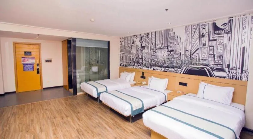 Bed in City Comfort Inn Guigang Tangren Street