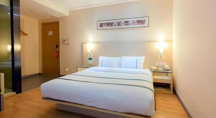 Bed in City Comfort Inn Guigang Tangren Street