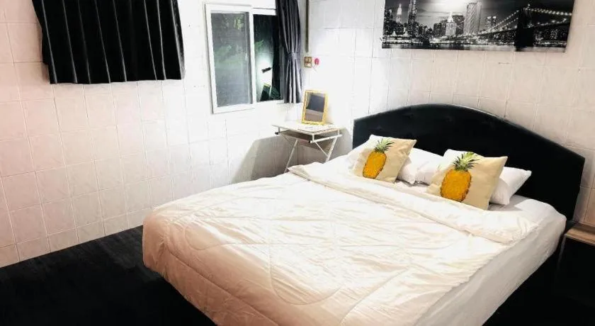 Bed in Near beach hostel