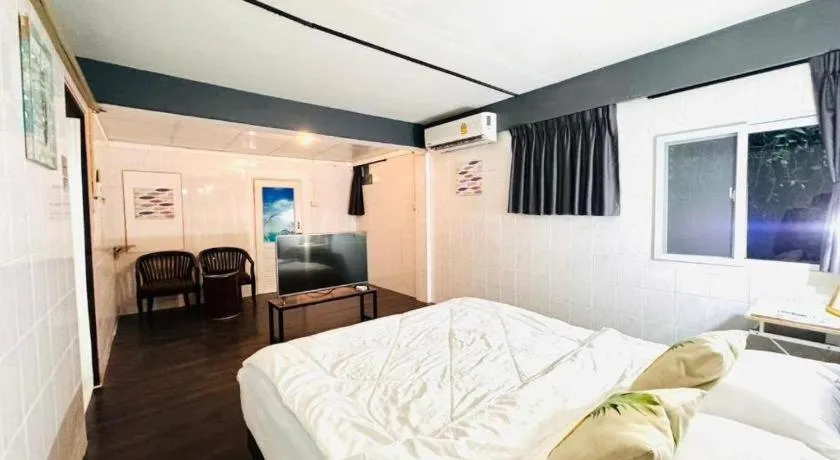 Bed in Near beach hostel