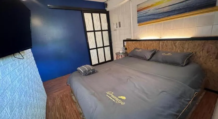 Bed in Near beach hostel