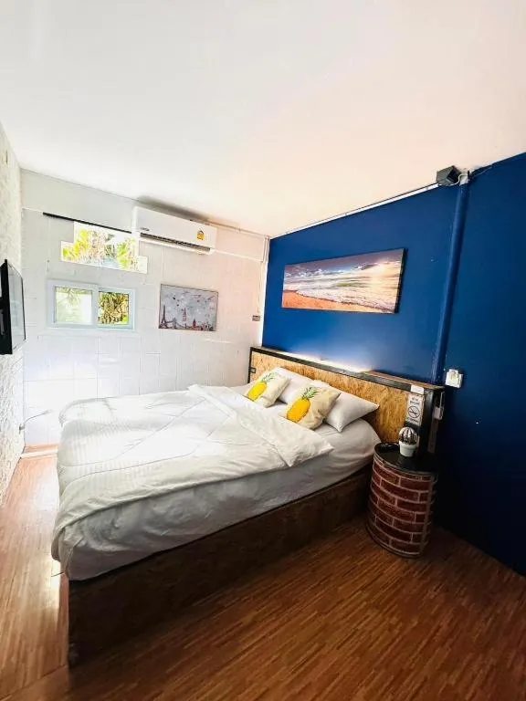 Bed in Near beach hostel