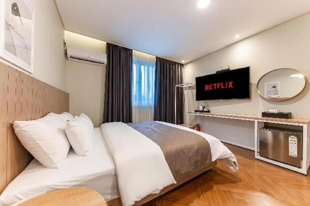 Bed in Hotel Urban Brown