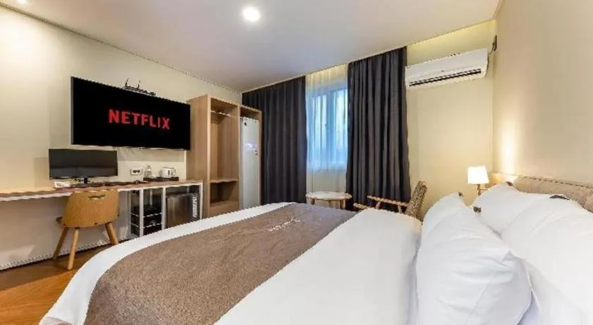 Bed in Hotel Urban Brown