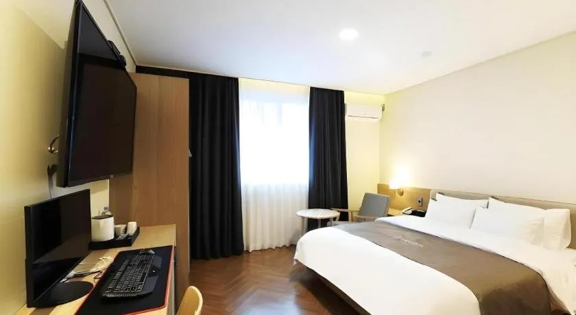 Bed in Hotel Urban Brown